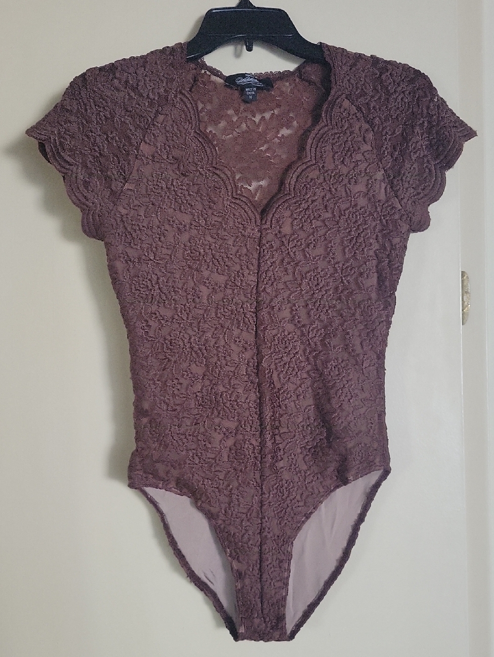 Bebe Addiction Mauve-Brown Lace Short Sleeve Bodysuit